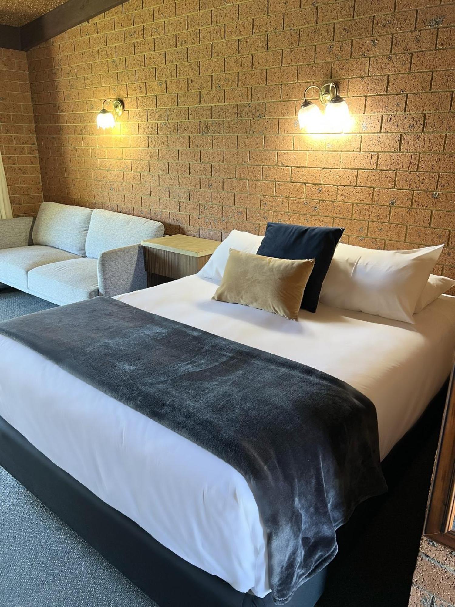 Alexandra Motor Inn Екстер'єр фото